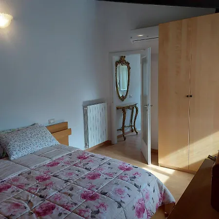 Lake Iseo Holiday Рива-ди-Сольто
